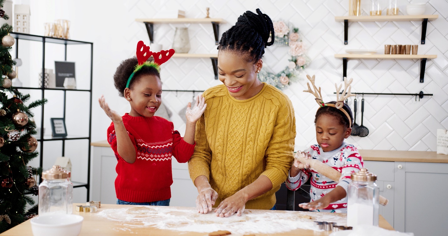 10 Fun Ways to Enjoy Holidays with Loved Ones